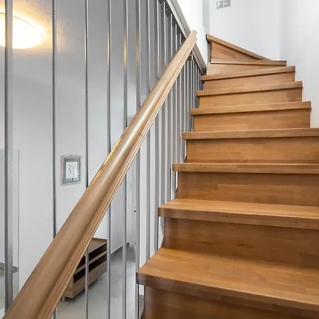 Saint Lucas شقة فندقية نيا بوتيدايا