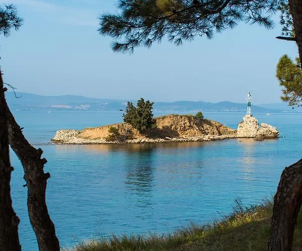 Saint Lucas Aparthotel Nea Poteidaia