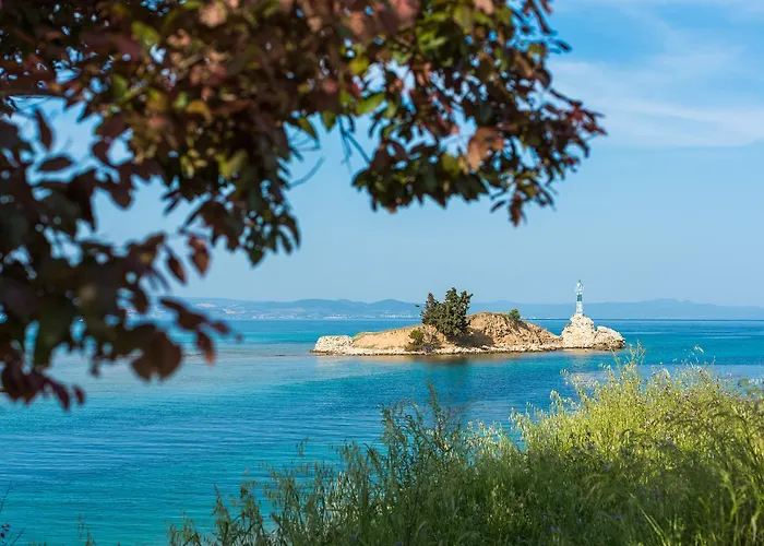 Saint Lucas Aparthotel 3*