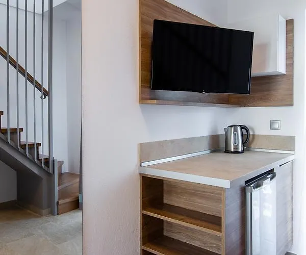 Aparthotel Saint Lucas Nea Poteidaia